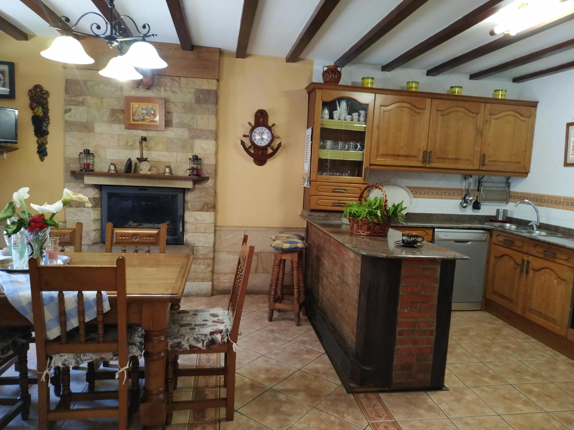 La Chimenea Cantabra Orena Exteriör bild